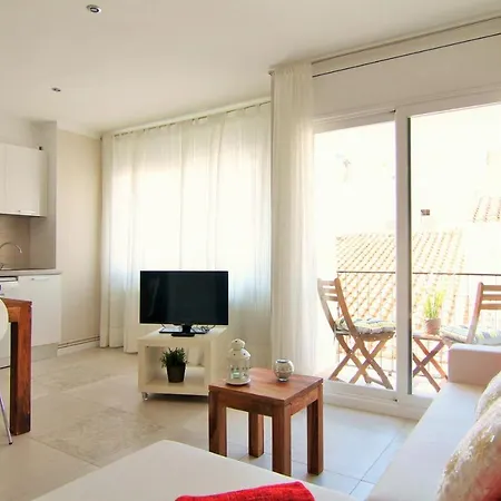 Apartament Mediterrani Apartment